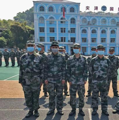 萍鄉(xiāng)長(zhǎng)運(yùn)開(kāi)展民兵汽車維修實(shí)操演練