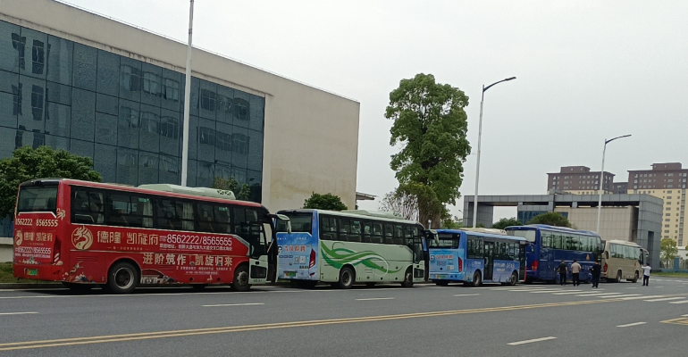 吉安長運:吉安縣分公司圓滿完成全總文工團慰問演出活動用車任務(wù)