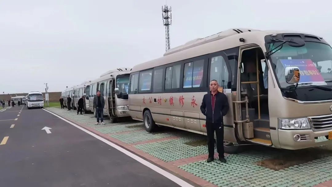 九江長(zhǎng)運(yùn):永修公司圓滿完成江西永修半程馬拉松賽事用車(chē)保障任務(wù)