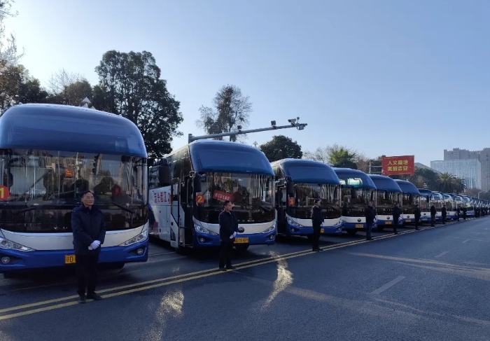 吉安長運：圓滿完成市人大、政協(xié)兩會用車保障任務(wù)