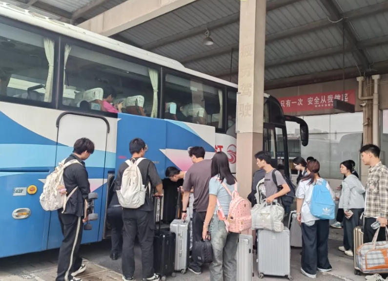 新余公司：多措并舉，保障“五一”旅客出行